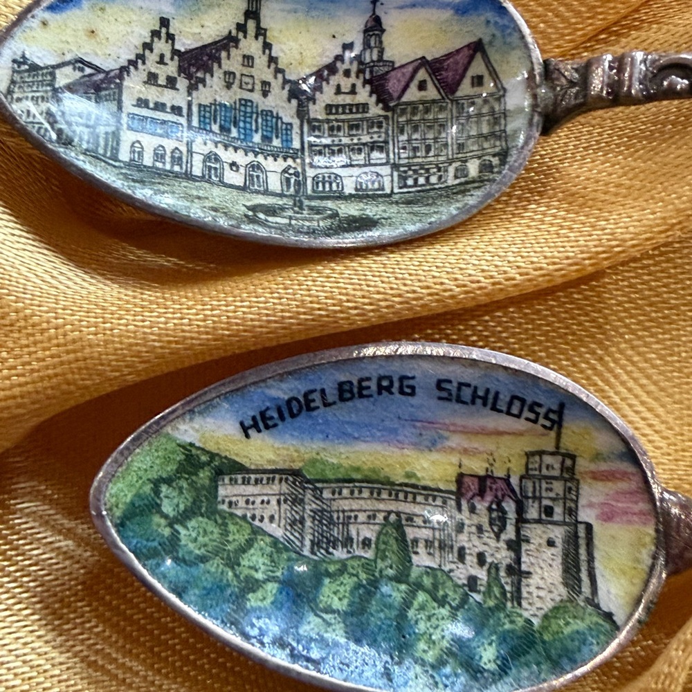 Vintage German Souvenir Spoons Set - Picture 8 of 13